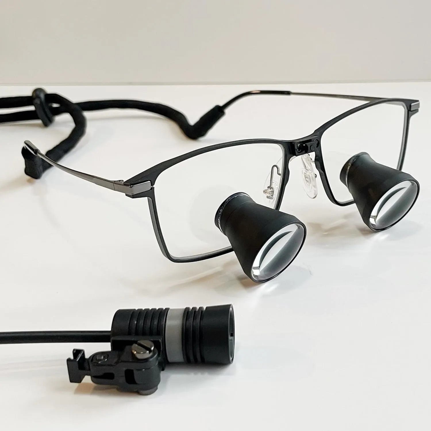 2.5X 3X 3.5X Optional Songzi Optics Metal Frame Customized TTL Dental Surgical Loupes with Headlight Wide Field of View (Magnification:3.5X, Near Pd 58mm)