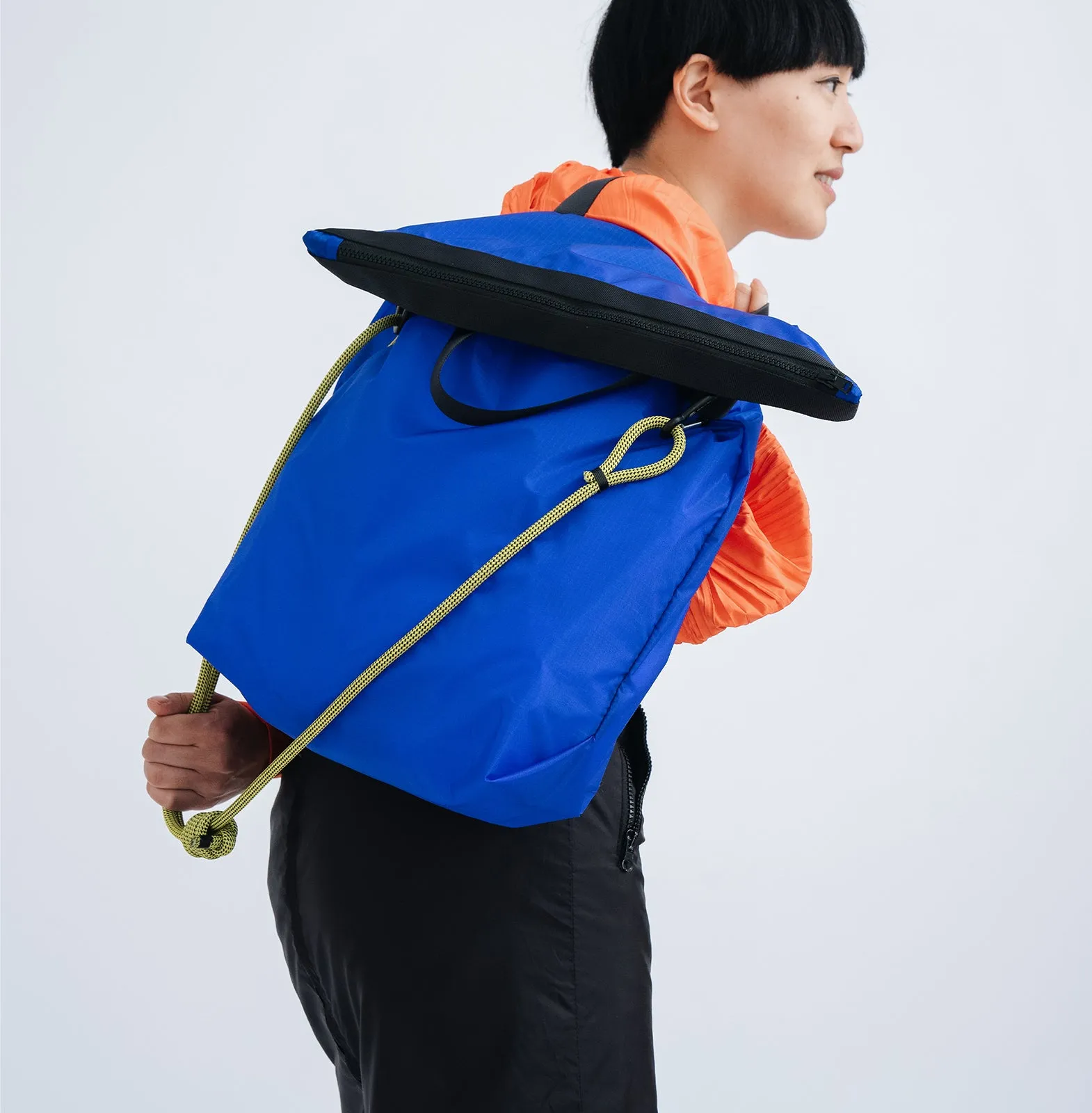 A105 FOLD SLING - SHOPPER - lead black