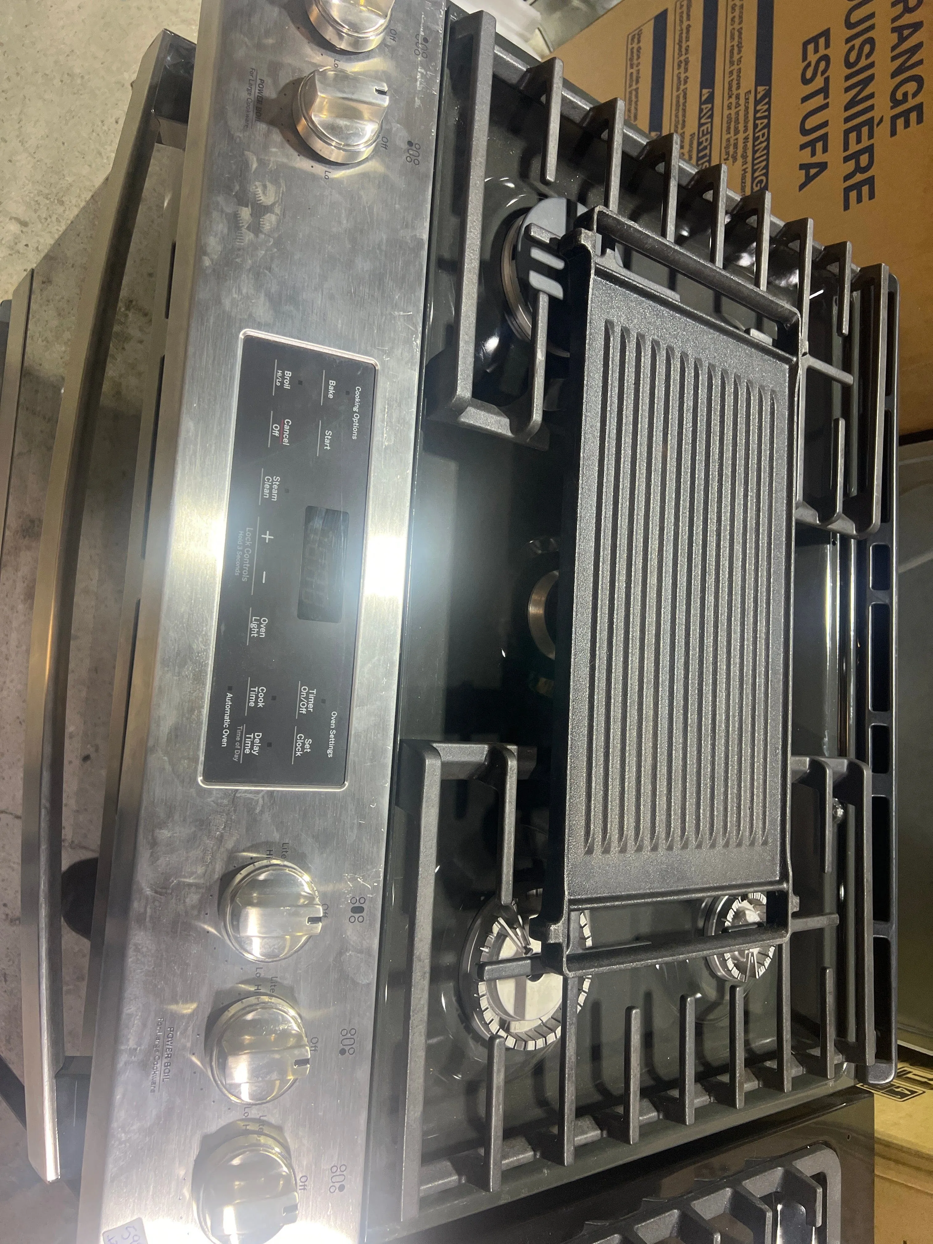 GE JCGSS66SELSS / JCGSS66SEL5SS Gas Range, 30 inch Exterior Width, 4 Burners, 5.4 cu. ft. Capacity, Storage Drawer, 1 Ovens, Stainless Steel colour. Rf