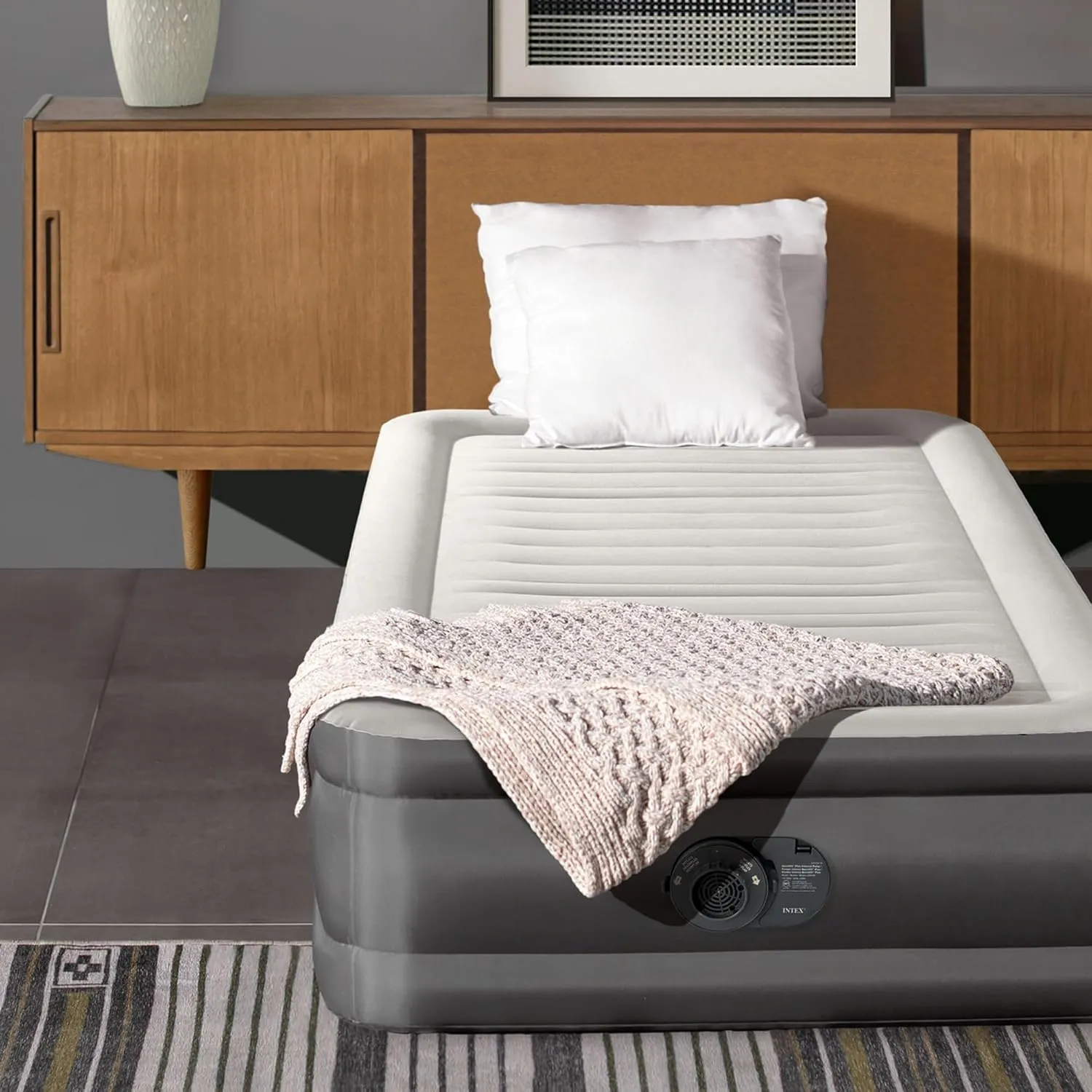 Intex 64021E TruAire Luxury Air Mattress: Fiber-Tech – Built-in Electric Pump – Multizone Support System
