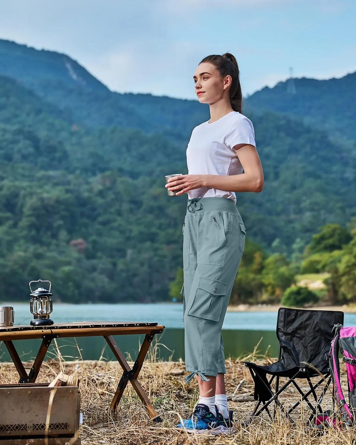 Ksmien Women's Hiking Capris Quick Dry Lightweight Ladies Summer Cargo Pants 8 Pockets for Travel Camping
