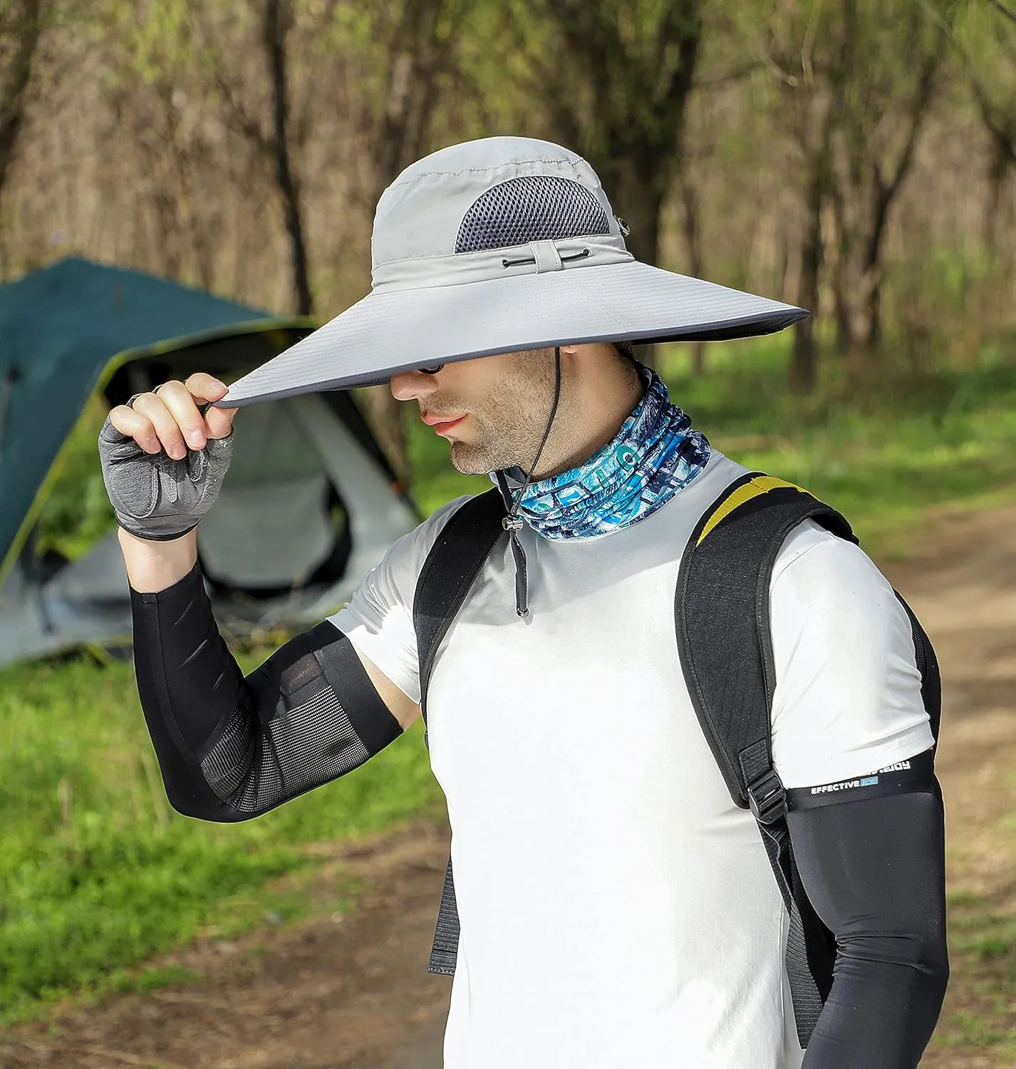 Leotruny Men Wide Brim Sun Hats UPF50  Waterproof Breathable Bucket Hat for Fishing, Hiking, Camping