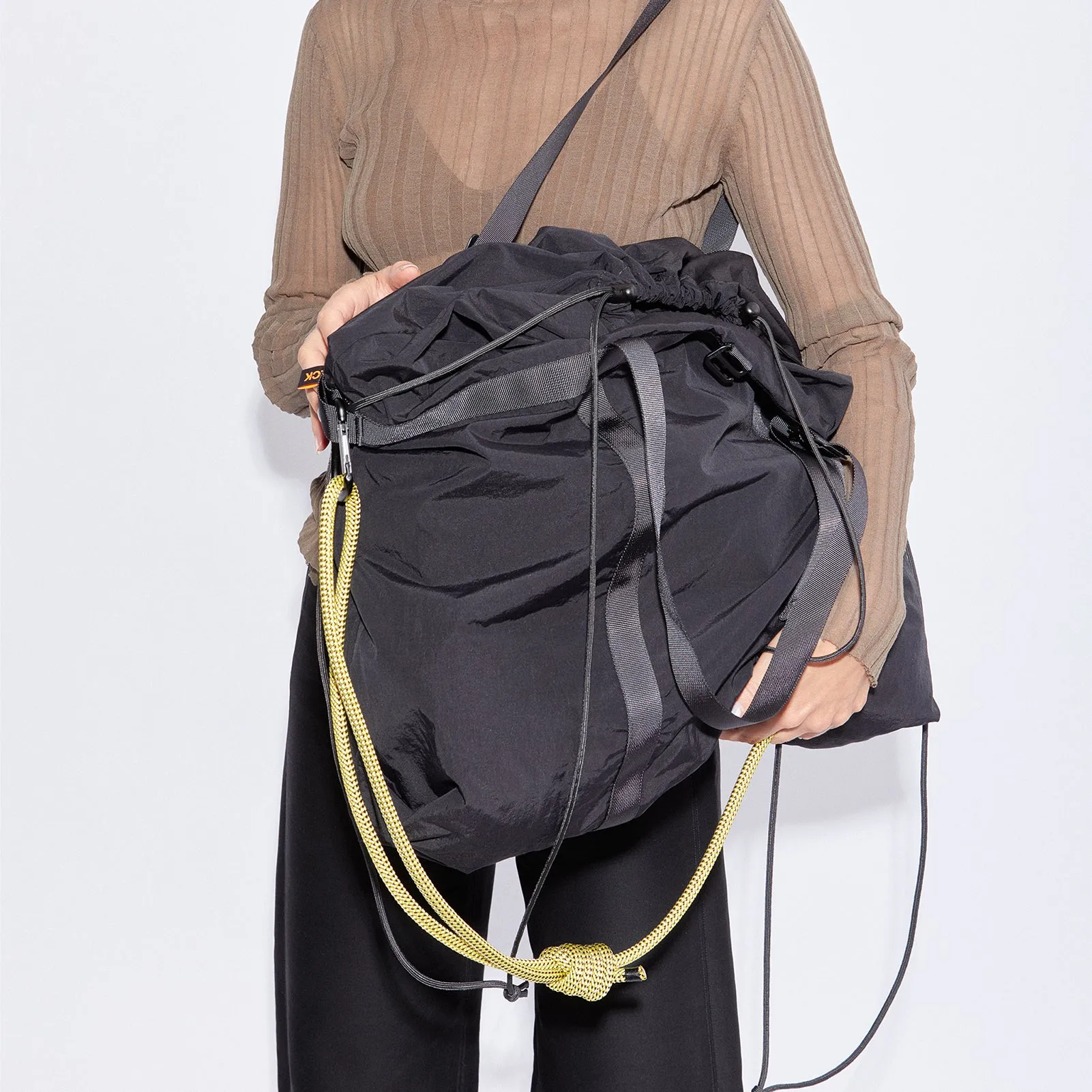 M113 DRAWSTRING POUCH HOLDALL - lead black