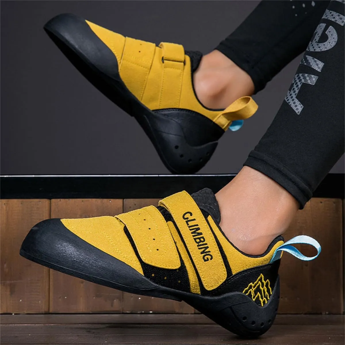 Mens Womens Youth Rock Climbing Shoes Slip on Bouldering Gym Sports Trainers Lightweight Professional Beginners Climbing Sneakers