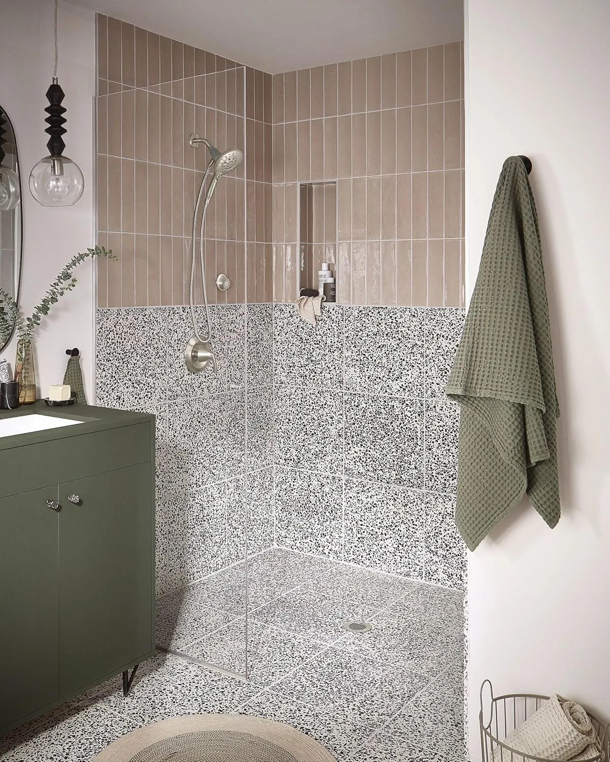 Moen 186117SRN Remote Dock for Magnetix Handshowers with Included Wall Bracket or Permanent Waterproof Adhesive Options, Spot Resist Brushed Nickel