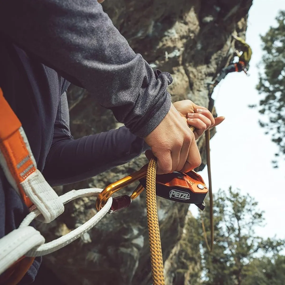 PETZL GRIGRI  Belay Device Assisted Braking Rock Climbing Rappelling Orange
