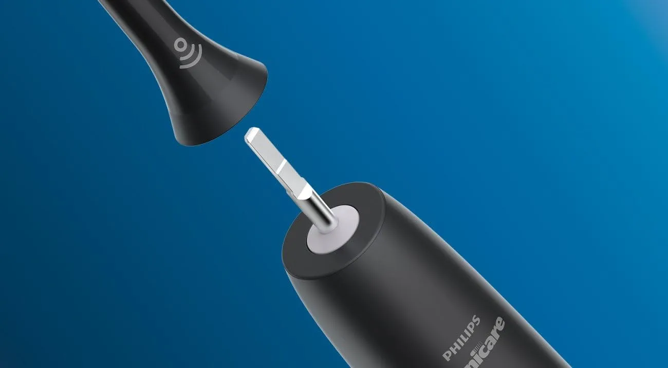 Philips Sonicare Genuine W DiamondClean Toothbrush Heads, 3 Brush Heads, Black, HX6063/95