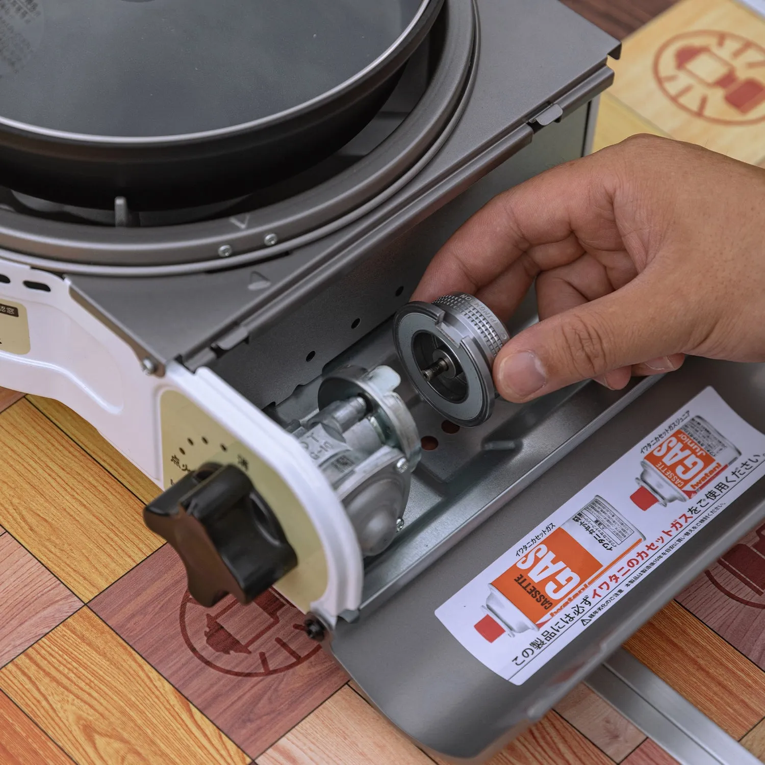 Z13m Gas Stove Adapter EN417 Lindal Valve to Butane